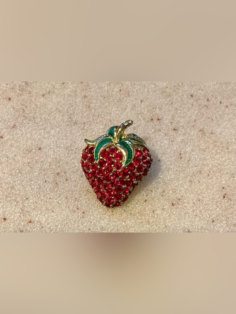 Red Crystal Strawberry Brooch - Unbranded